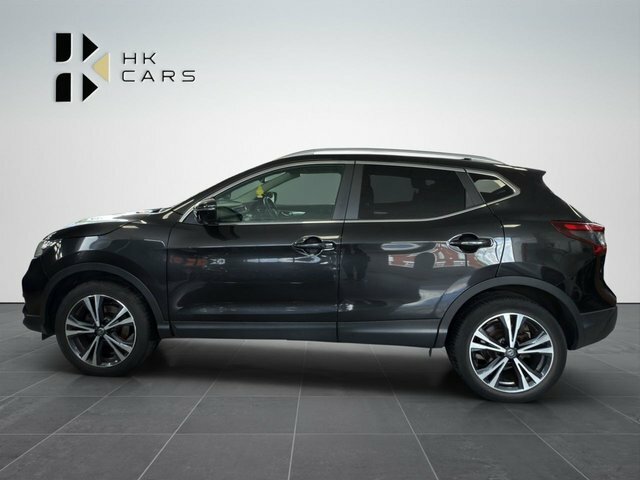 Nissan Qashqai Panroof1.2 Dig-t N-connecta Suv Xtr Black #6