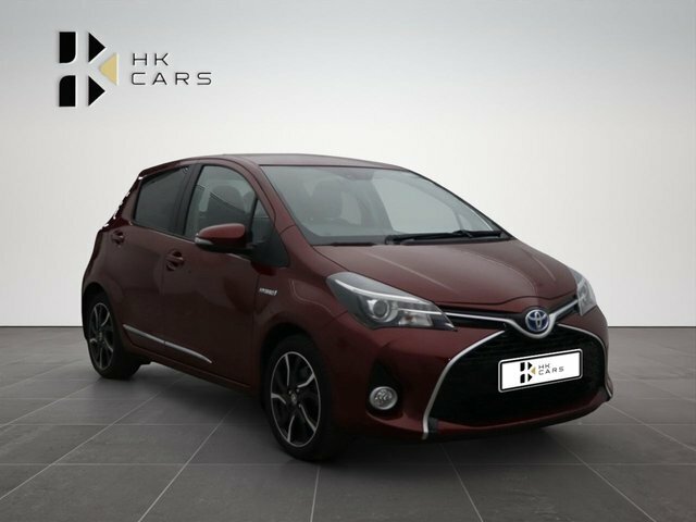 Toyota Yaris 1.5 Vvt-h Design Hatchback Hybrid E-cvt Red