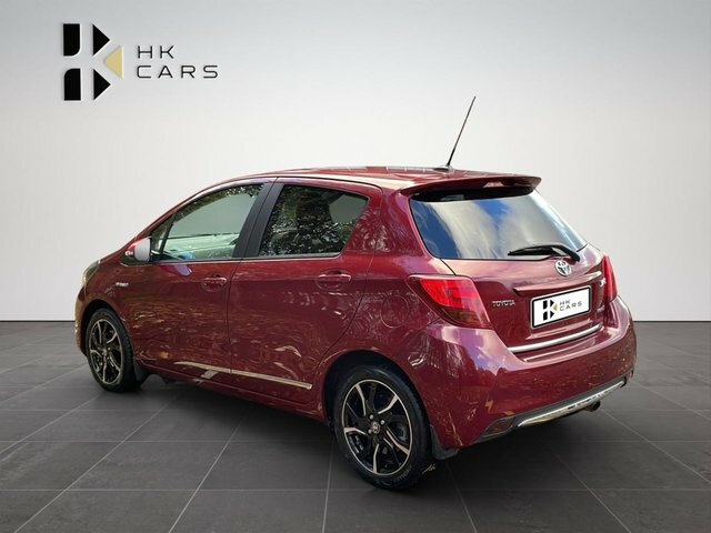 Toyota Yaris 1.5 Vvt-h Design Hatchback Hybrid E-cvt BG17YHD Red #4