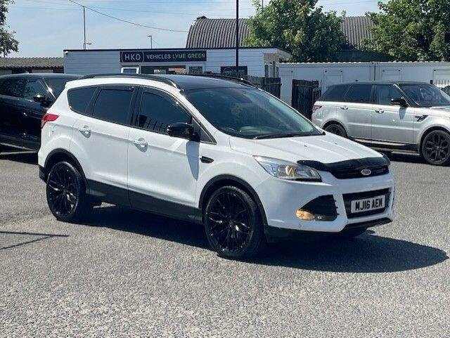 Ford Kuga 2016 2.0 Tdci Titanium 2Wd Euro 6 Ss White #3
