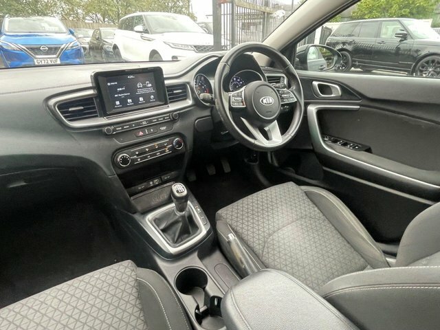 Kia Ceed 1.4T Gdi Isg Gt-line Lunar Edition Silver #32