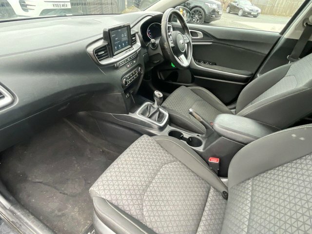Kia Ceed 1.4T Gdi Isg Gt-line Lunar Edition Silver #31