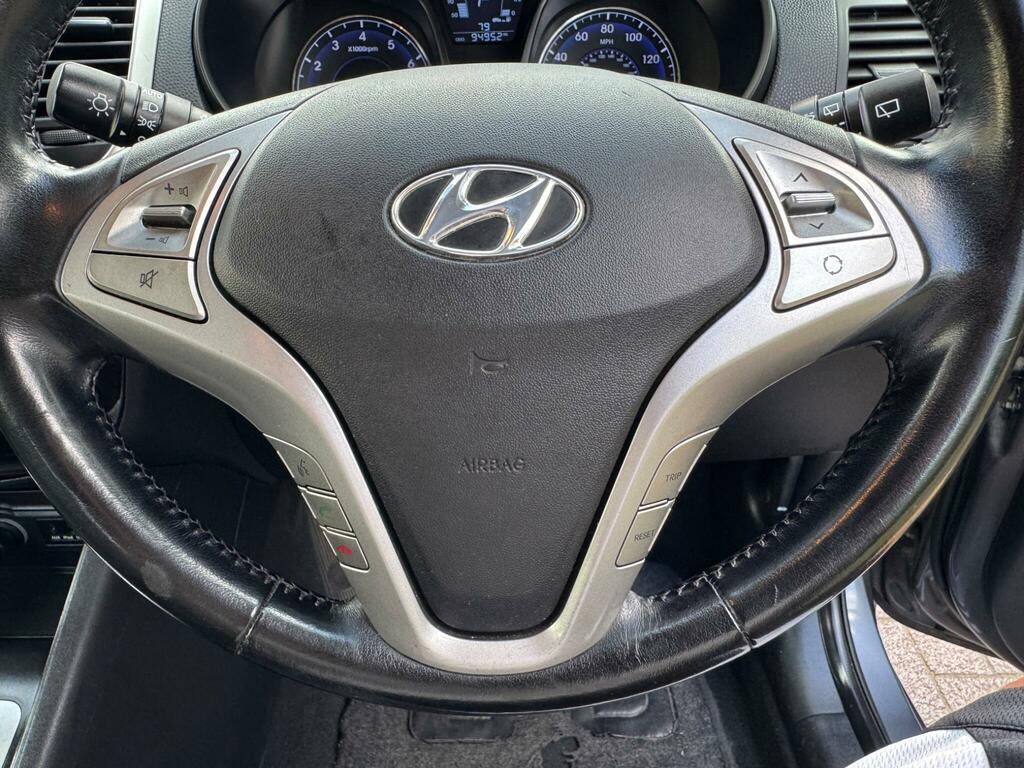 Hyundai Ix20 1.4 Style Hatchback Euro 5 90 B Blue #15
