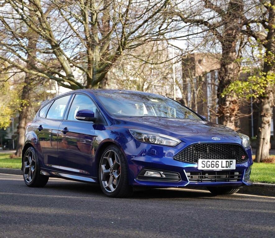 Ford Focus 2.0 Tdci St-3 Powershift Euro 6 Ss SG66LDF Blue