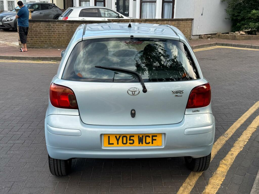 Toyota Yaris T3 Vvt-i 3-Door Silver #5