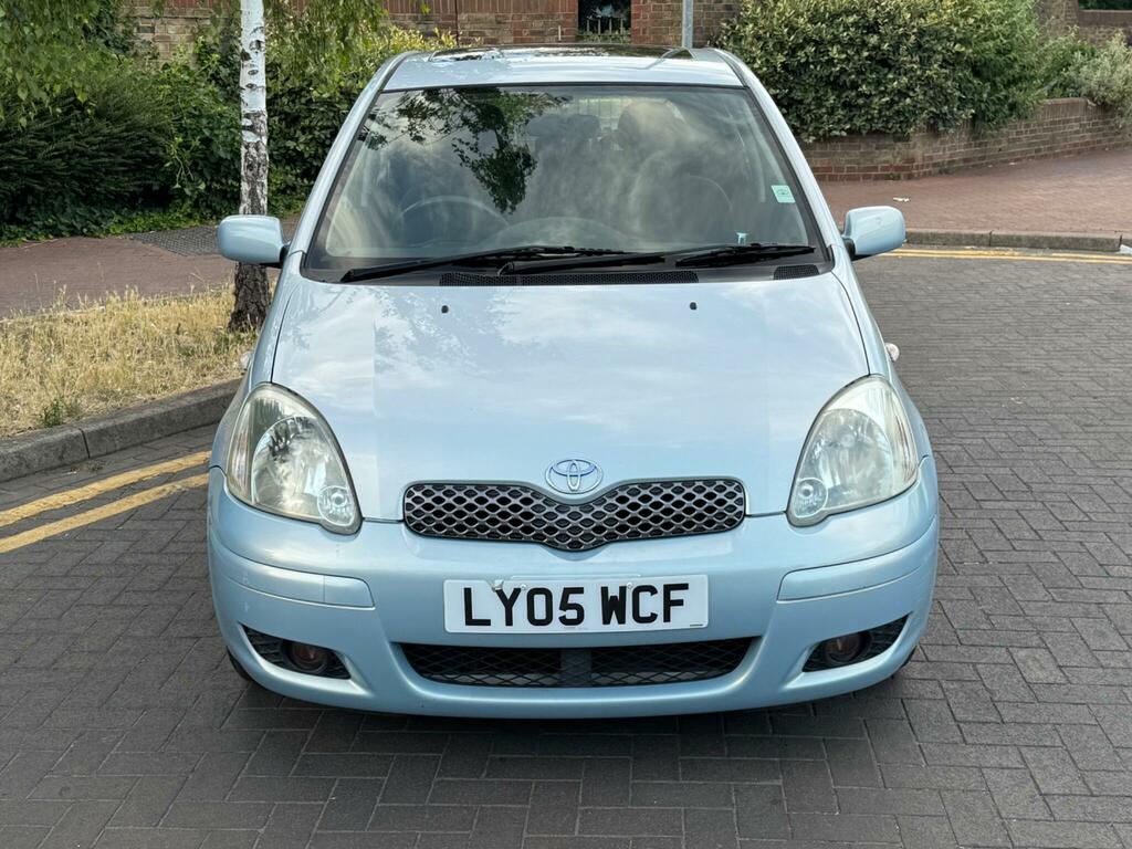Toyota Yaris T3 Vvt-i 3-Door Silver #7