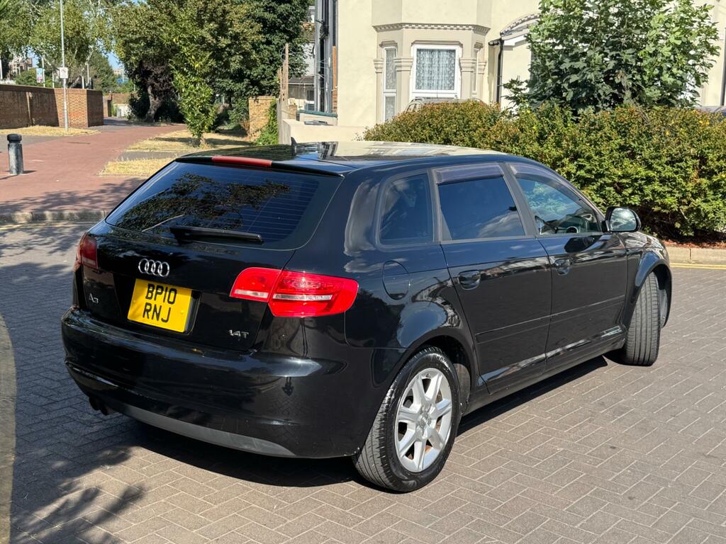 Audi A3 1.6 Tdi Se Sportback Euro 5 Ss White #2