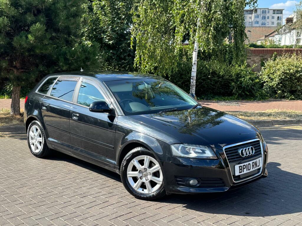 Audi A3 1.6 Tdi Se Sportback Euro 5 Ss White #1