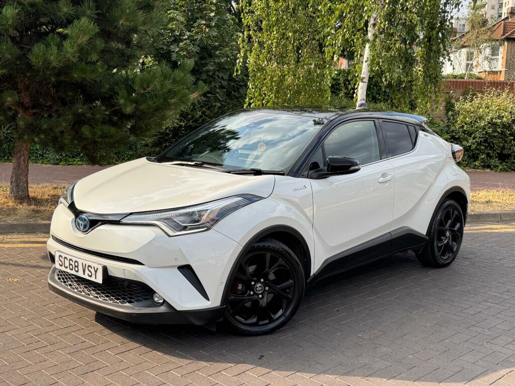Toyota C-Hr Dynamic White #3
