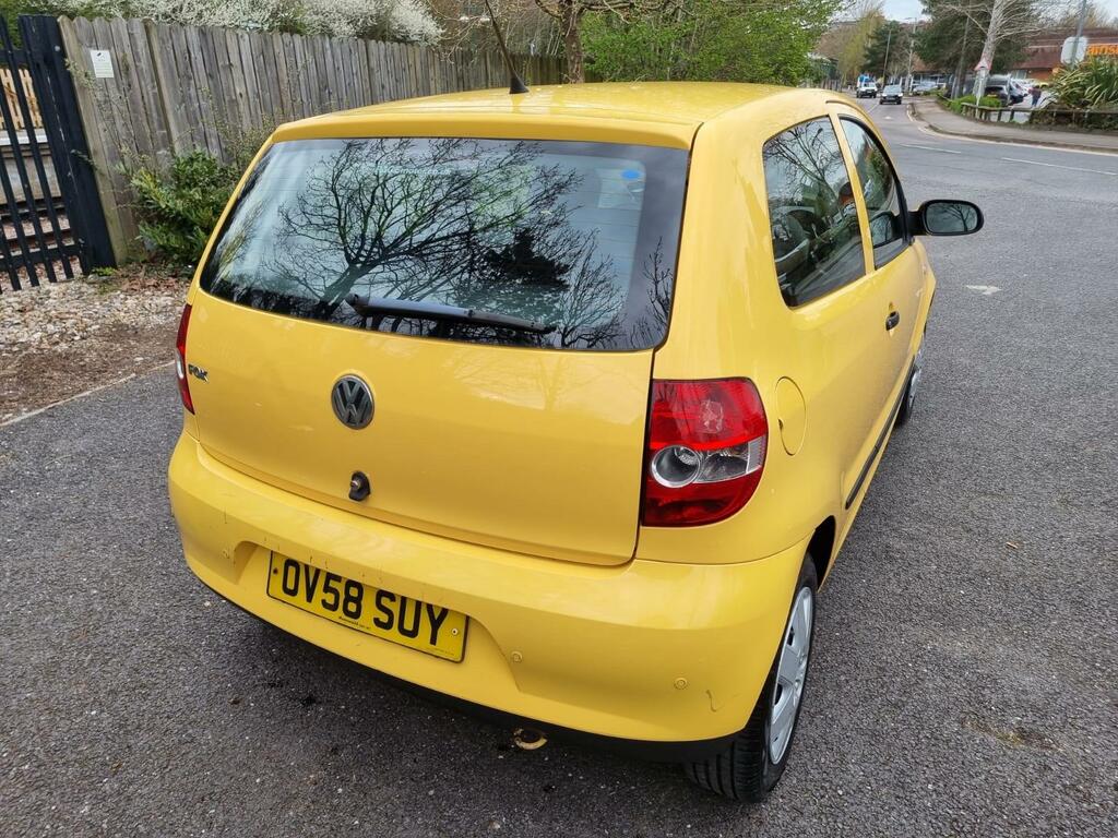 Volkswagen Fox Hatchback  #19