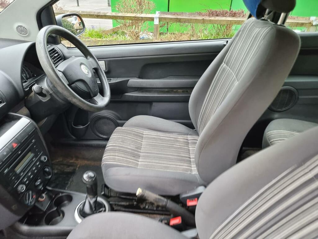 Volkswagen Fox Hatchback  #45