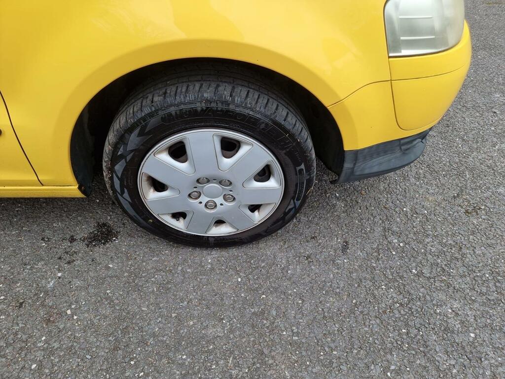 Volkswagen Fox Hatchback  #31