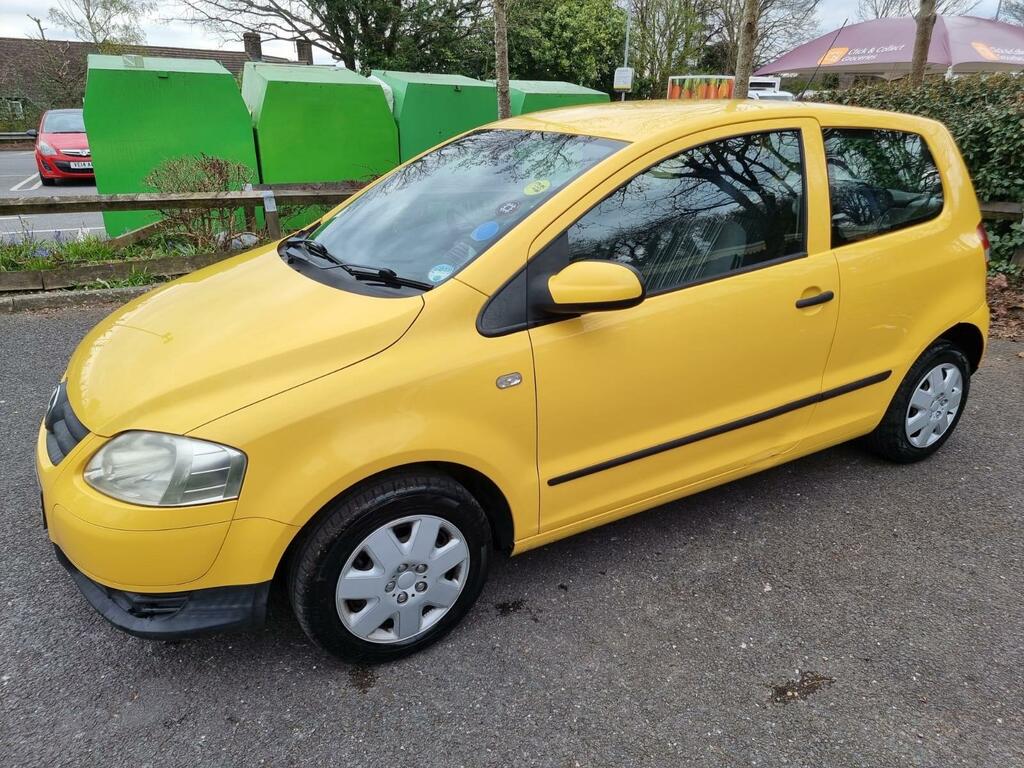 Volkswagen Fox Hatchback  #8