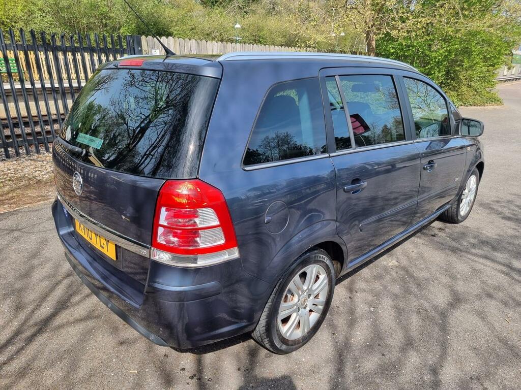 Vauxhall Zafira Grey #20