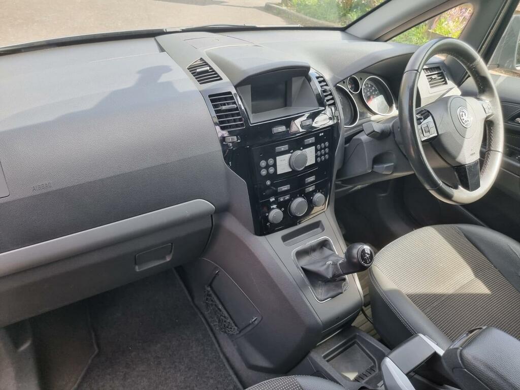Vauxhall Zafira Grey #23