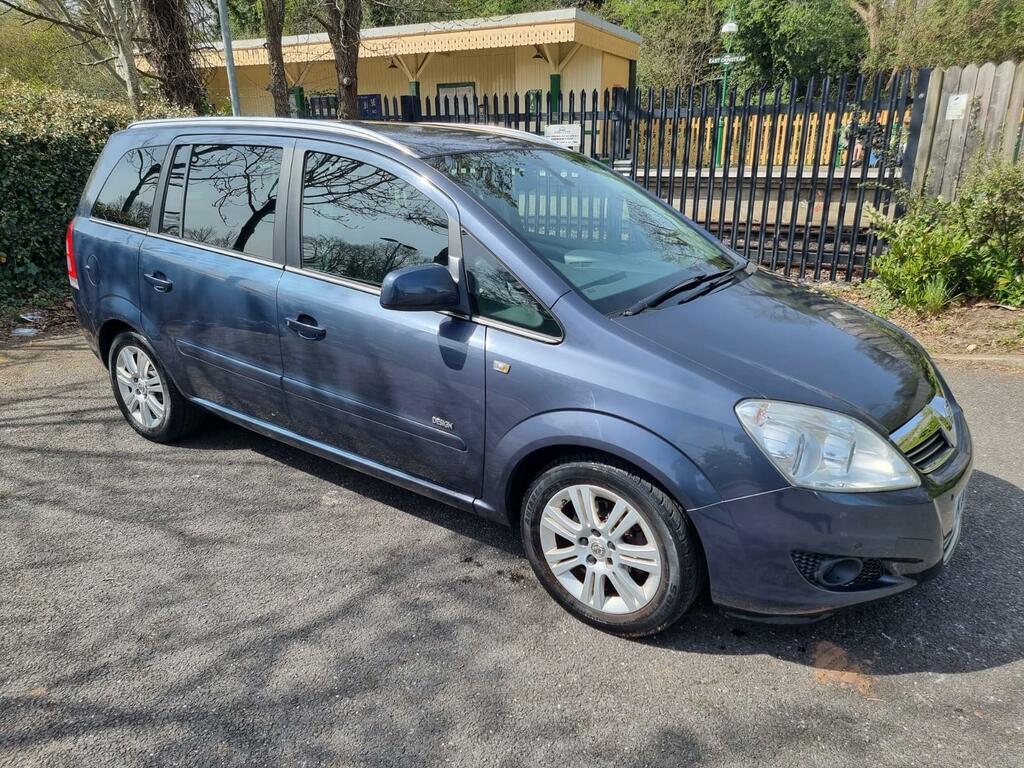 Vauxhall Zafira Grey #2