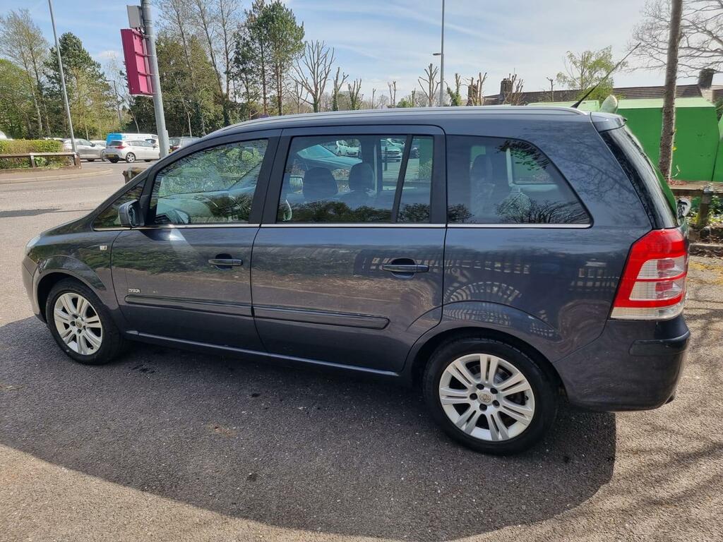 Vauxhall Zafira Grey #10