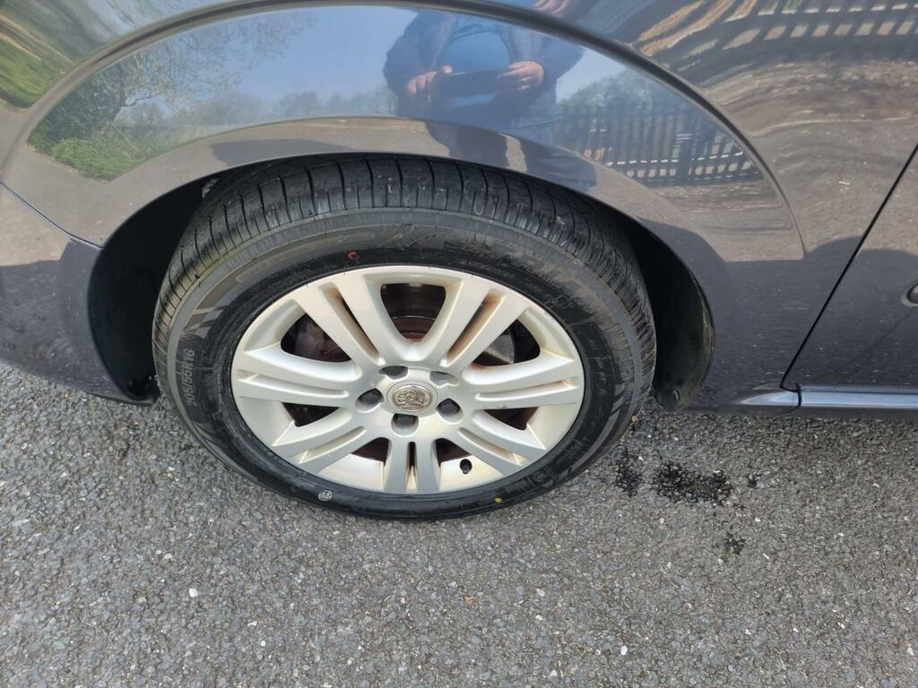 Vauxhall Zafira Grey #43