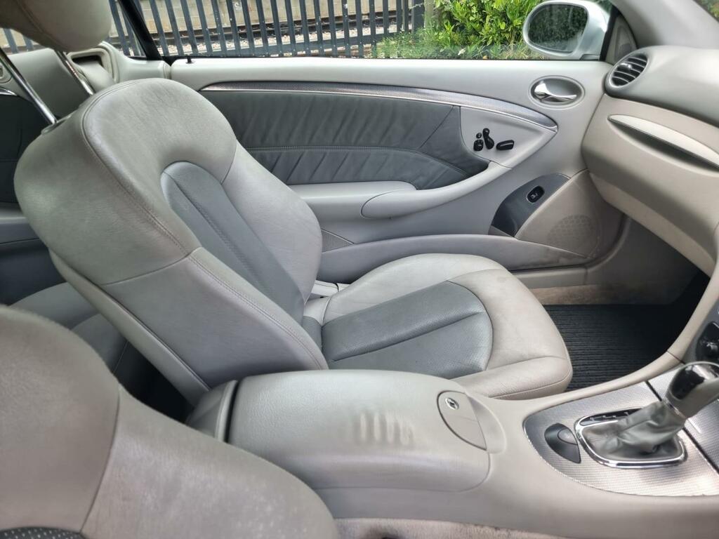 Mercedes-Benz CLK Clk320 Elegance 218 Black #32