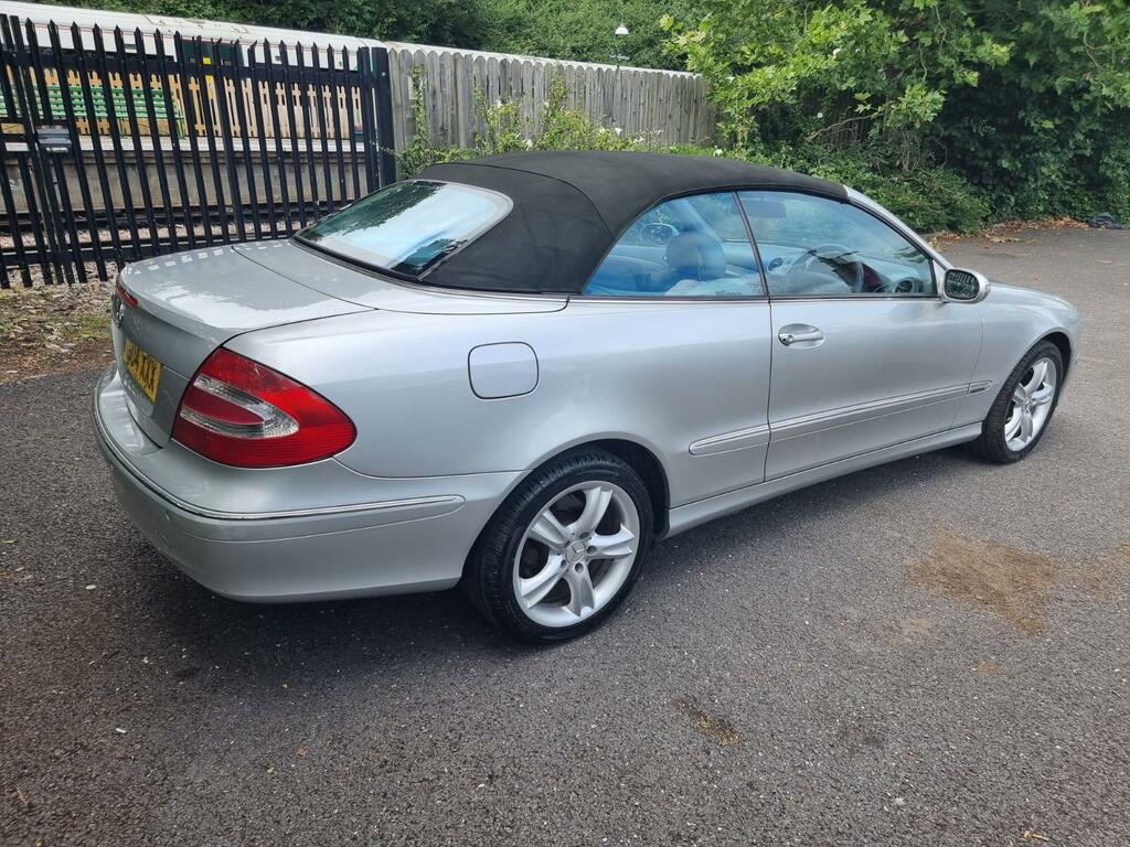 Mercedes-Benz CLK Clk320 Elegance 218 Black #10