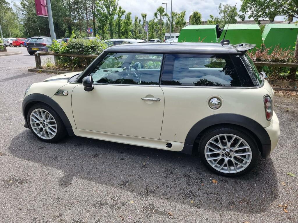 Mini Hatch 1.6 Cooper S Euro 5 Ss YK61RNO White #5