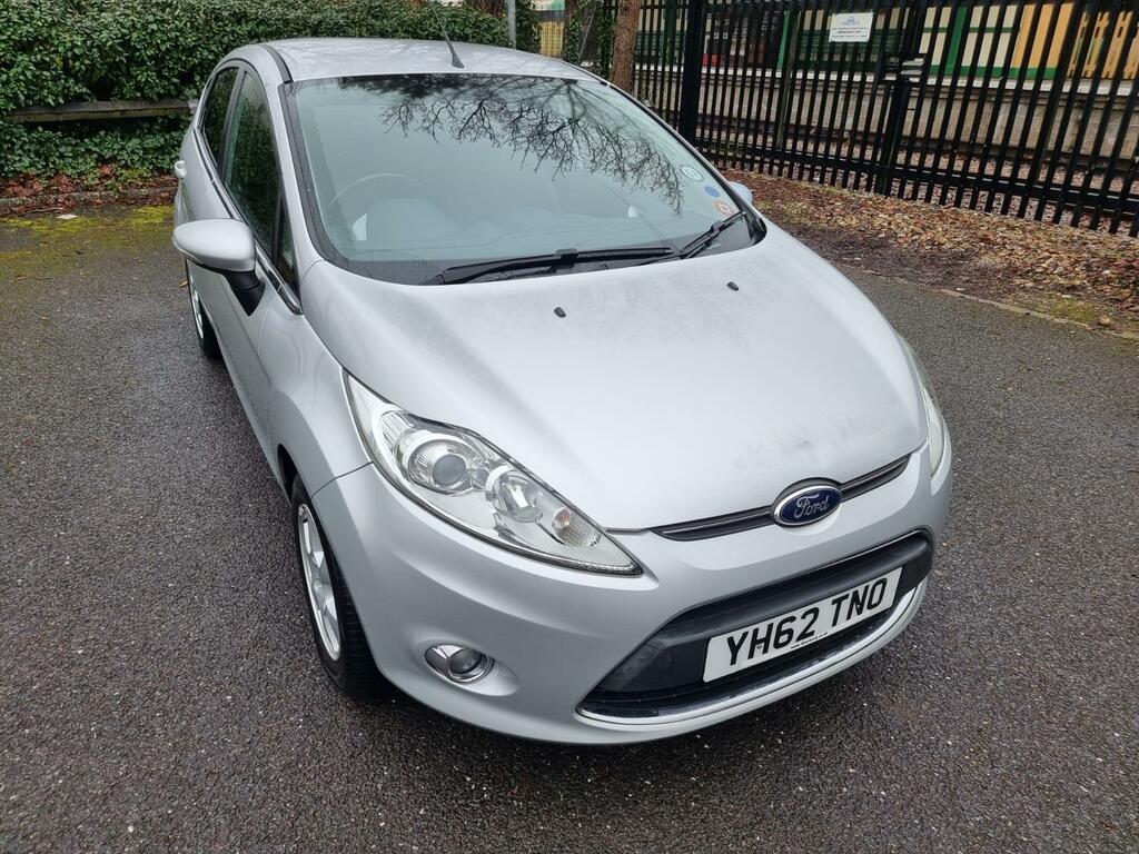 Ford Fiesta 1.6 Tdci Econetic Dpf Titanium Silver #6