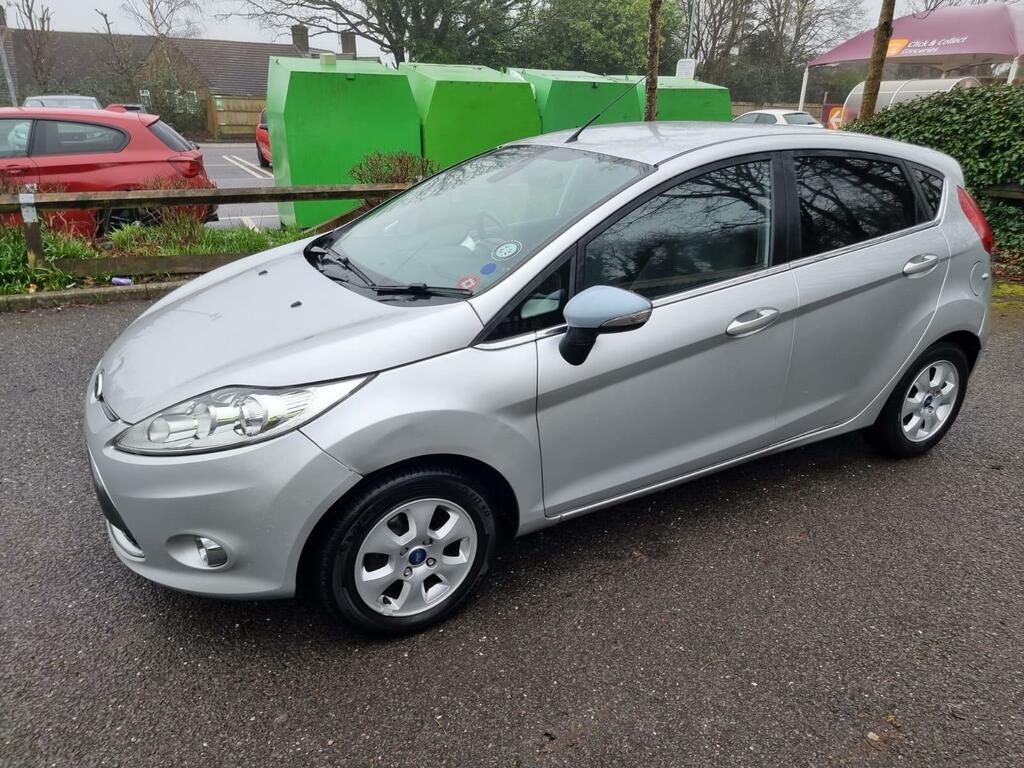 Ford Fiesta 1.6 Tdci Econetic Dpf Titanium Silver #4