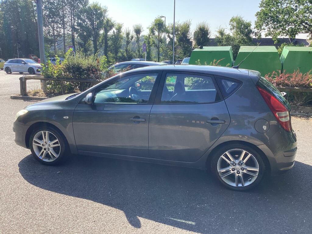 Hyundai I30 Hatchback White #7