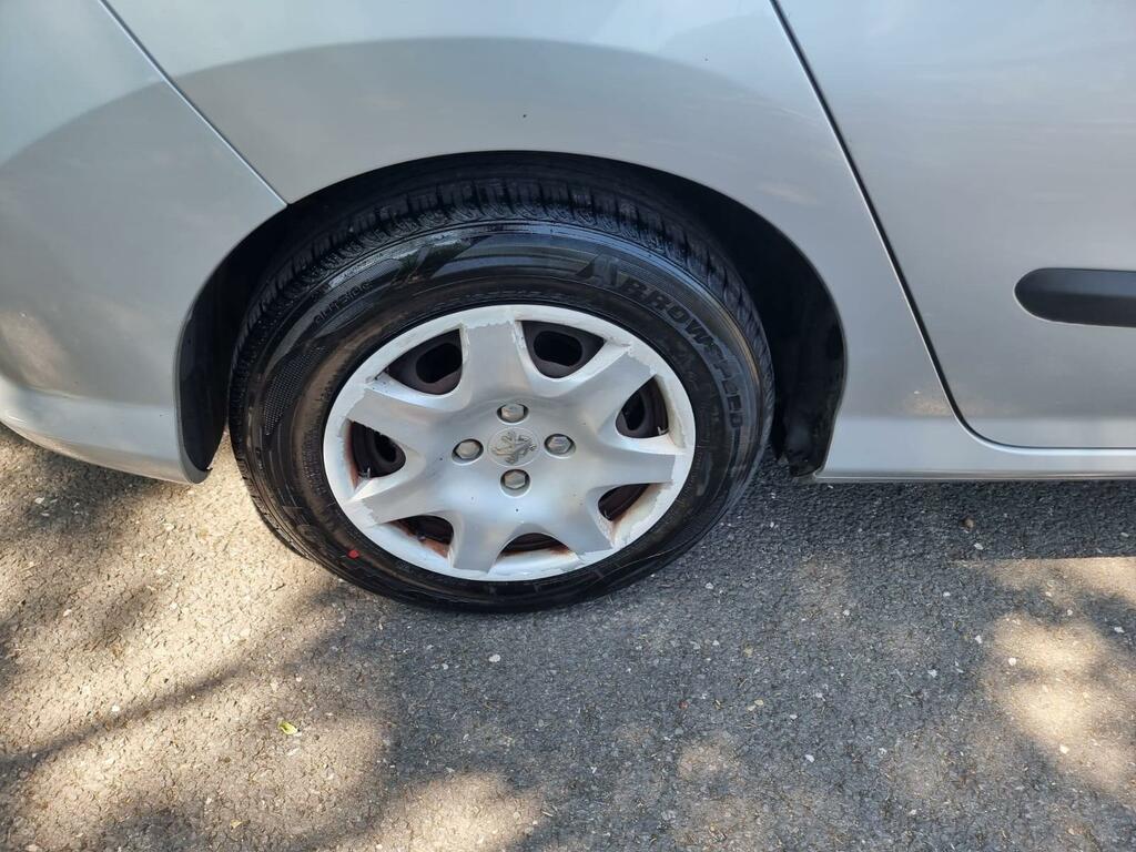 Peugeot 308 Hatchback Silver #40