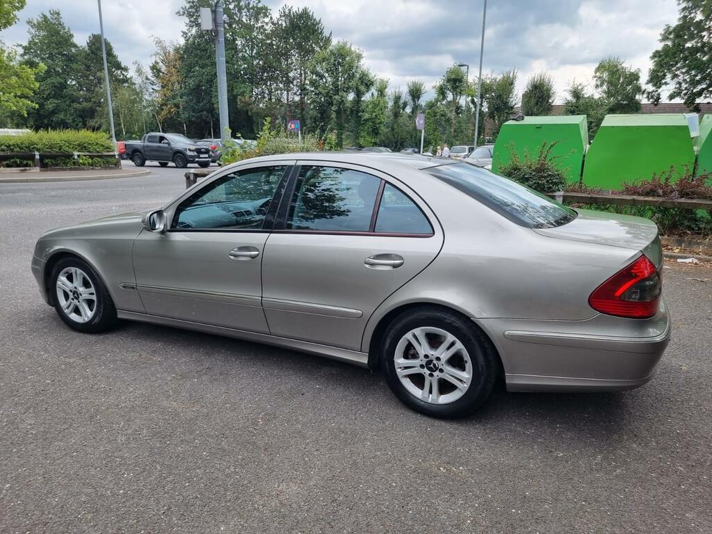 Mercedes-Benz E Class Avantgarde Silver #5