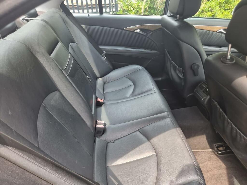 Mercedes-Benz E Class Saloon E220 Cdi Avantgarde 200808 Black #30