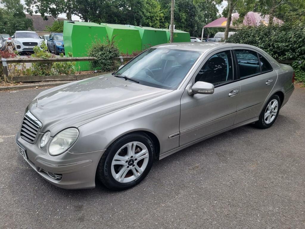 Mercedes-Benz E Class Avantgarde Silver #4