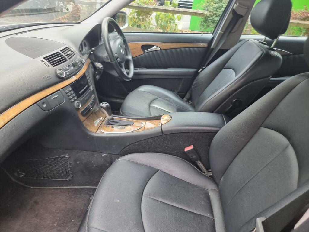Mercedes-Benz E Class Saloon E220 Cdi Avantgarde 200808 Black #45