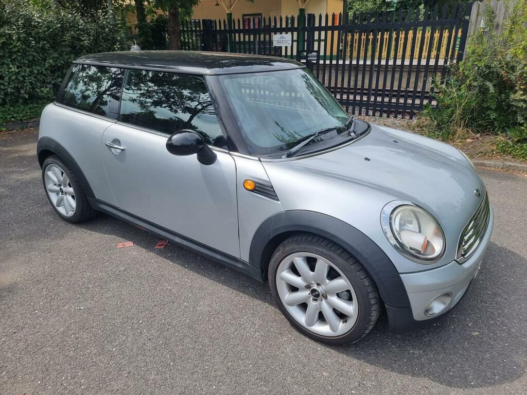 Mini Hatch Cooper Silver