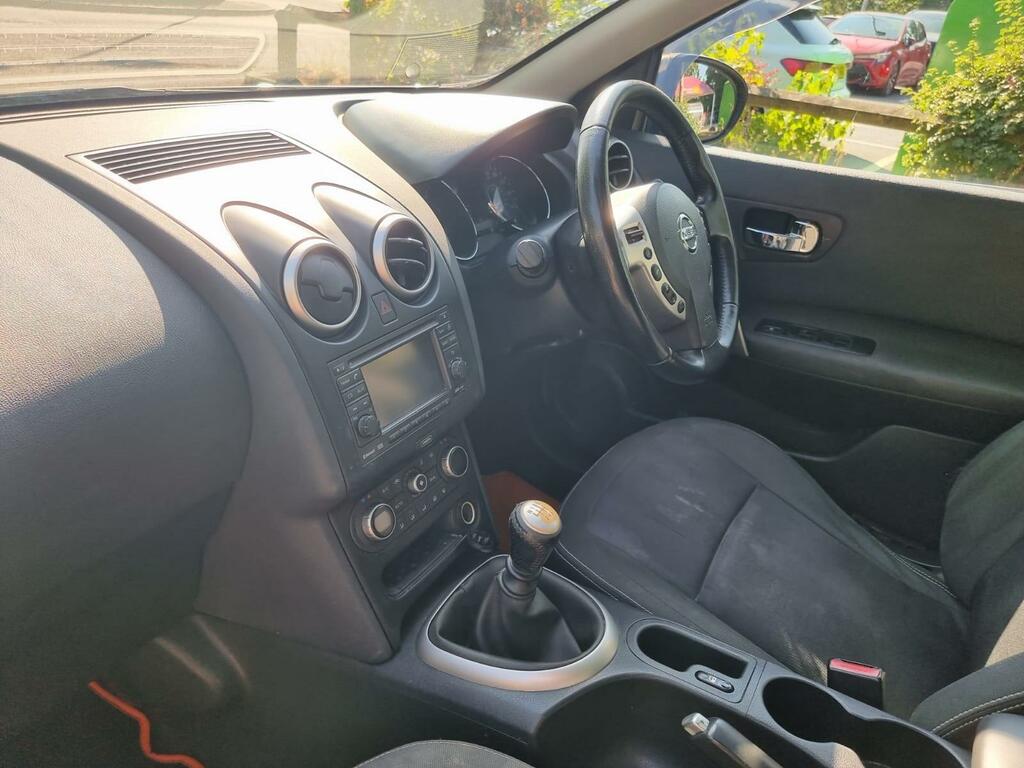 Nissan Qashqai Hatchback 1.6 Acenta 2012 White #21