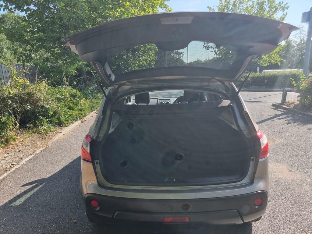 Nissan Qashqai Hatchback 1.6 Acenta 2012 White #40