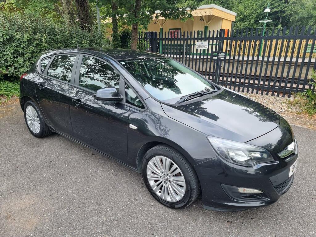 Vauxhall Astra Energy Black