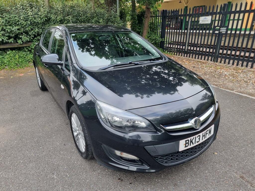 Vauxhall Astra Energy Black #2