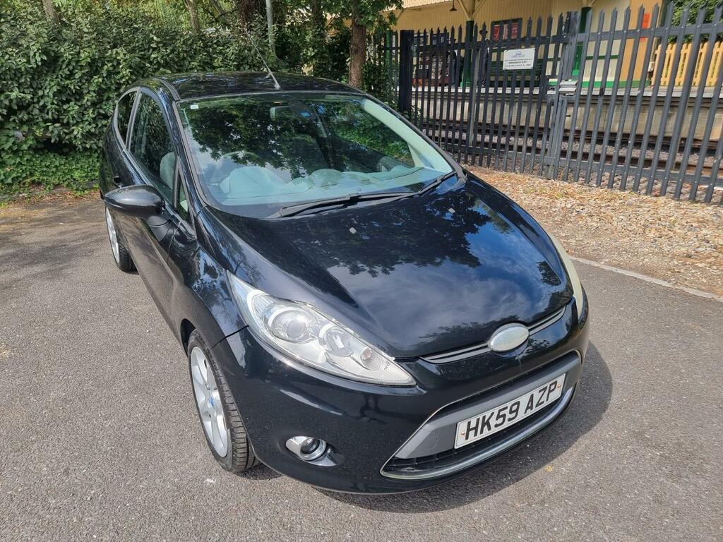 Ford Fiesta Titanium Black #2