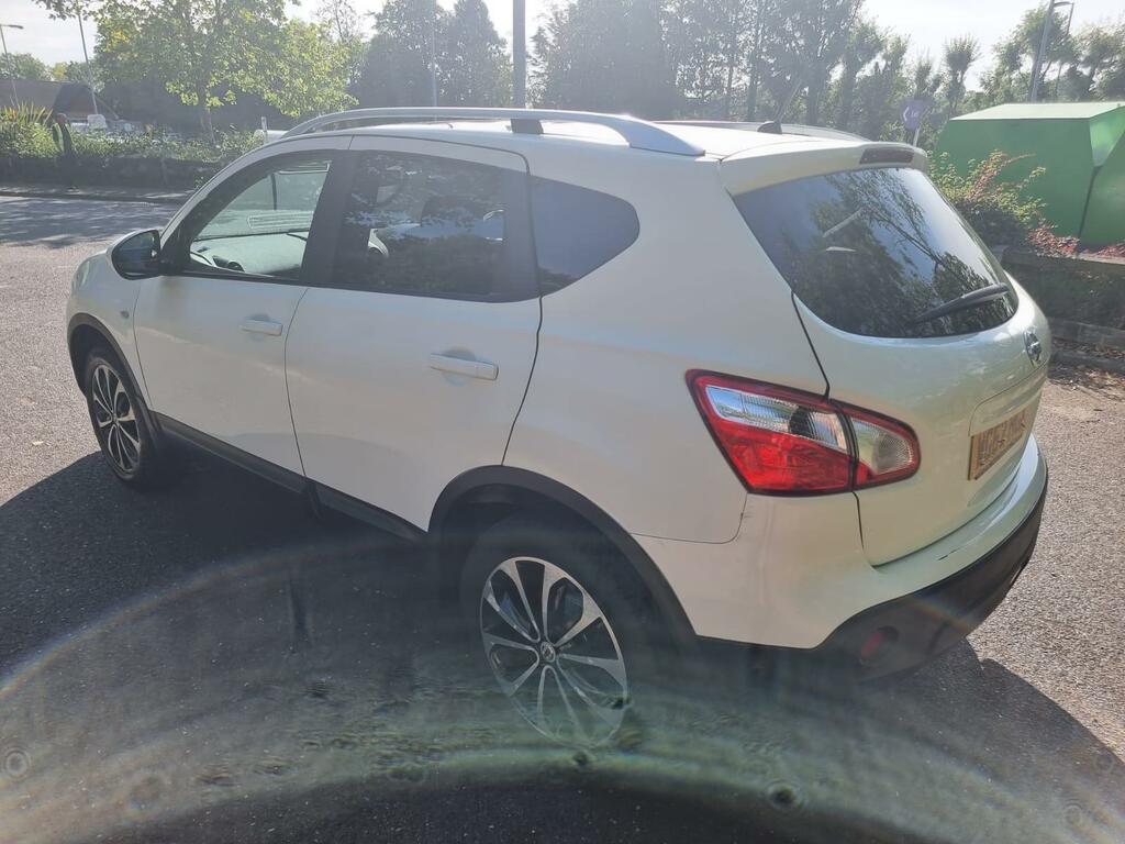 Nissan Qashqai Hatchback White #5