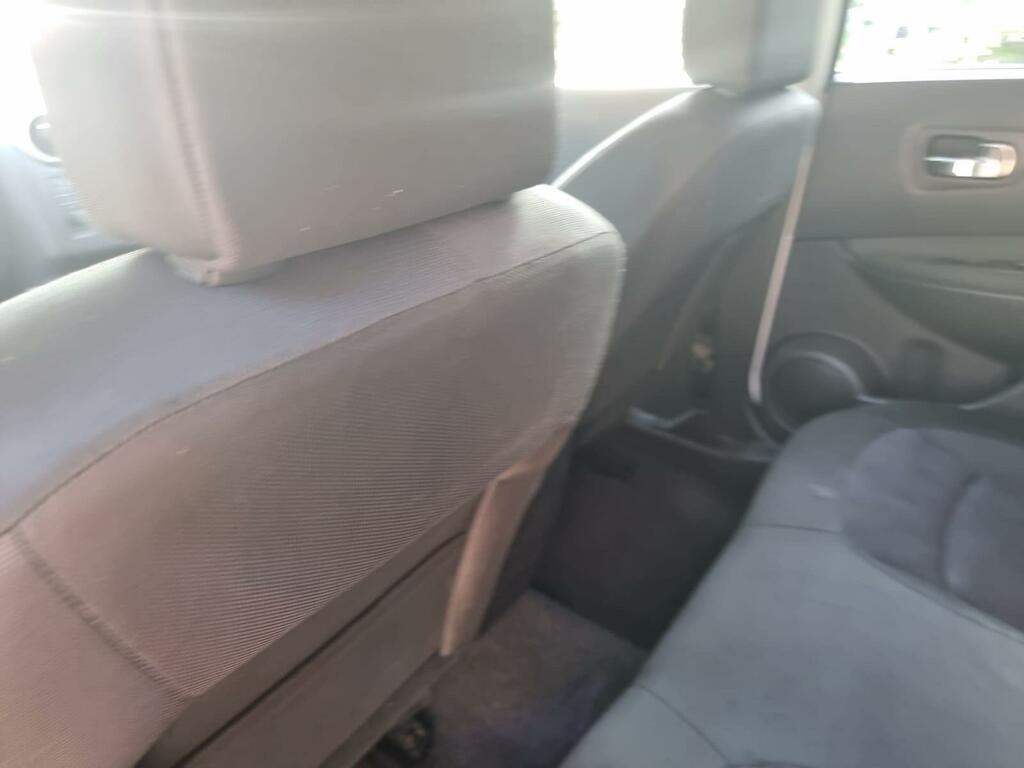 Nissan Qashqai Hatchback White #26