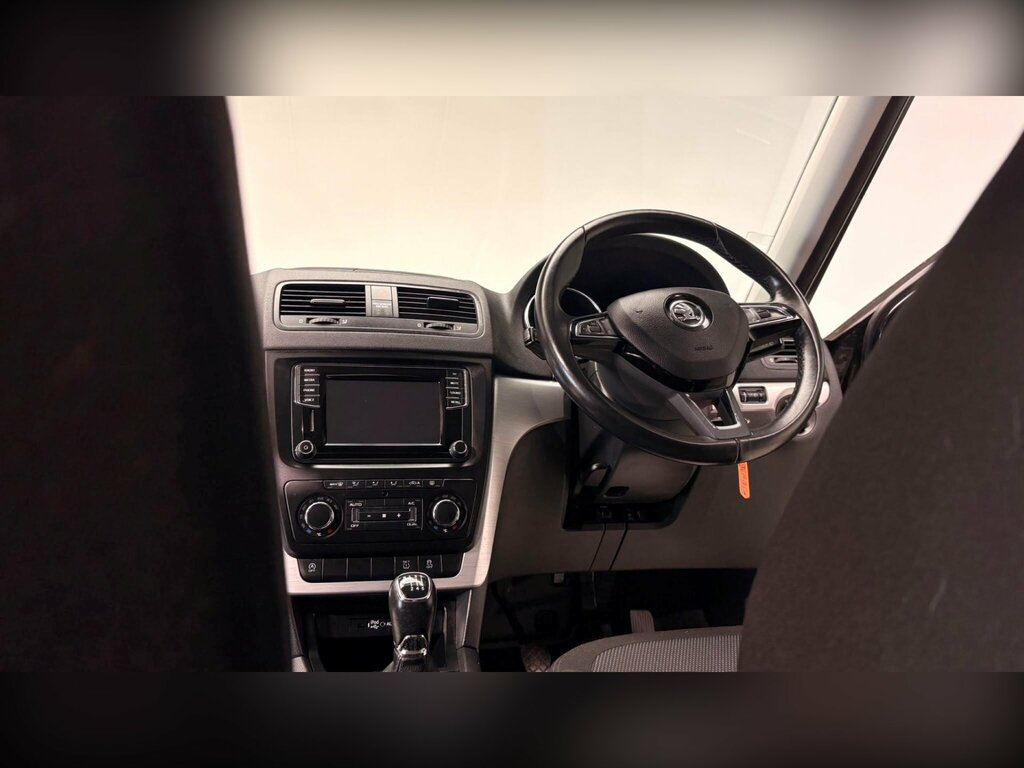Skoda Yeti 1.2 Tsi 110Ps Se Drive 5-Dr Silver #86