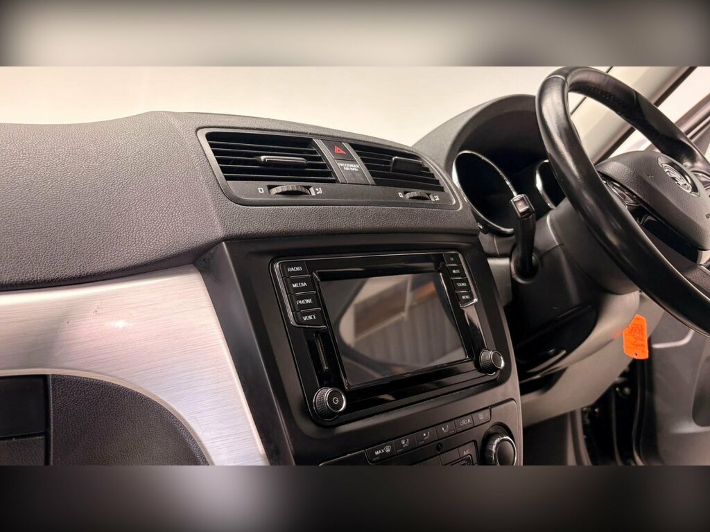 Skoda Yeti 1.2 Tsi 110Ps Se Drive 5-Dr Silver #89