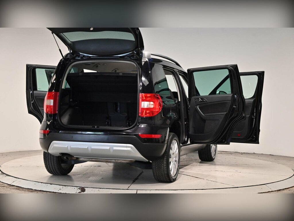 Skoda Yeti 1.2 Tsi 110Ps Se Drive 5-Dr Silver #66