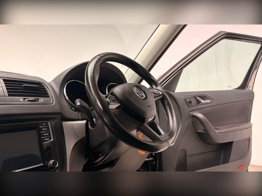 Skoda Yeti 1.2 Tsi 110Ps Se Drive 5-Dr Silver #90