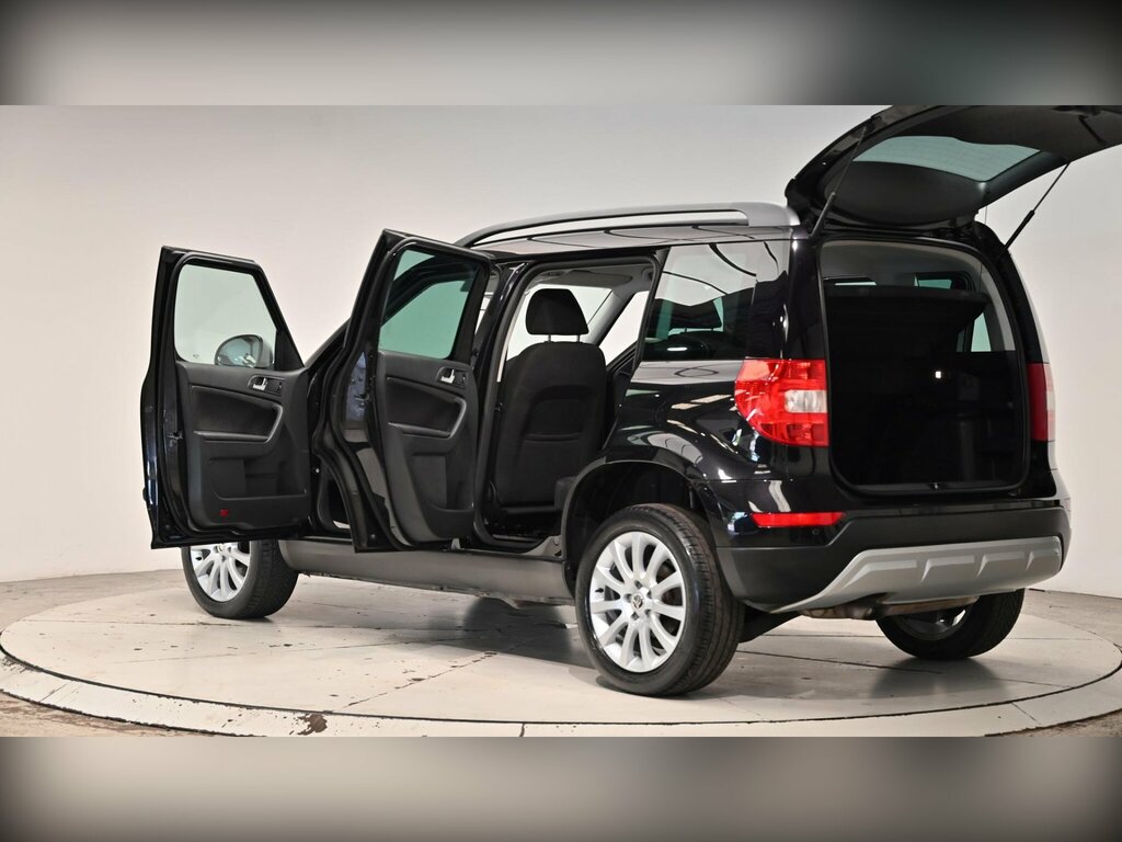 Skoda Yeti 1.2 Tsi 110Ps Se Drive 5-Dr Silver #60