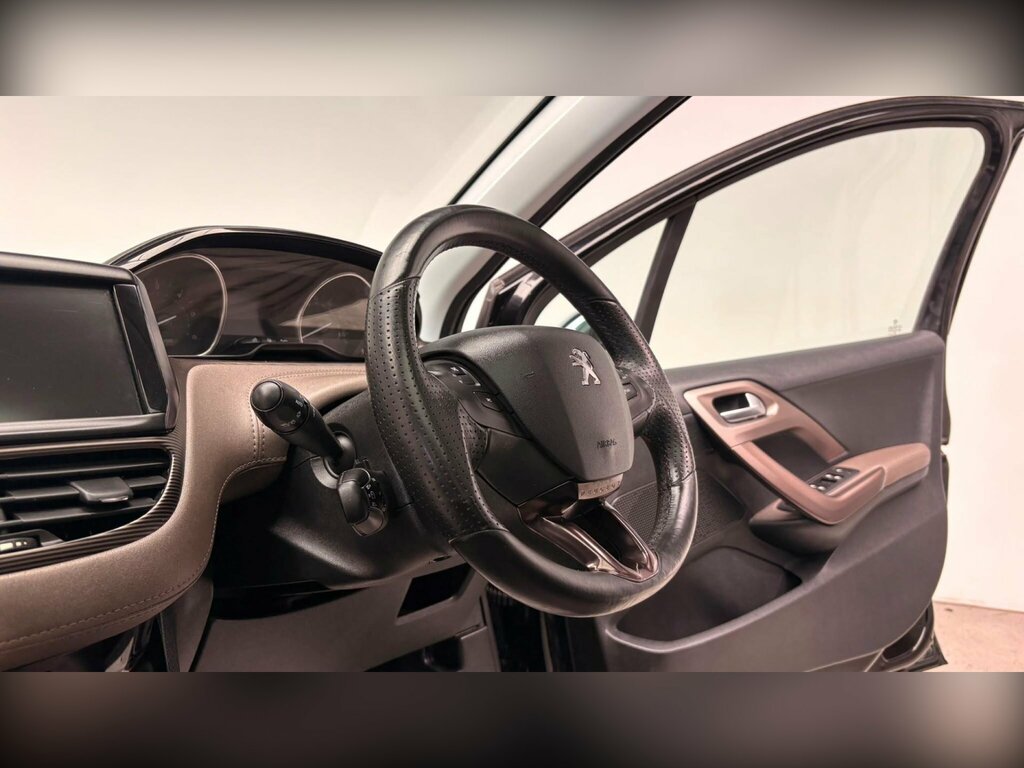 Peugeot 2008 Suv 1.4 Hdi Active Euro 5 201564 Black #91