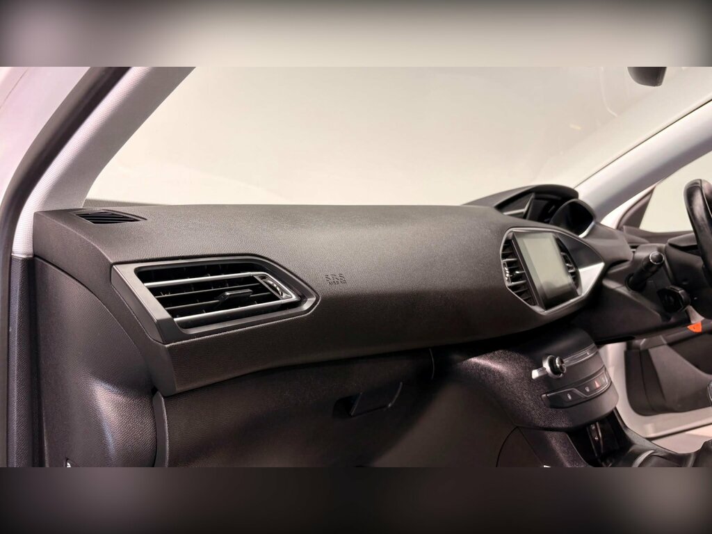 Peugeot 308 Estate 1.2 Puretech Allure Eat Euro 6 Ss 2 Grey #53