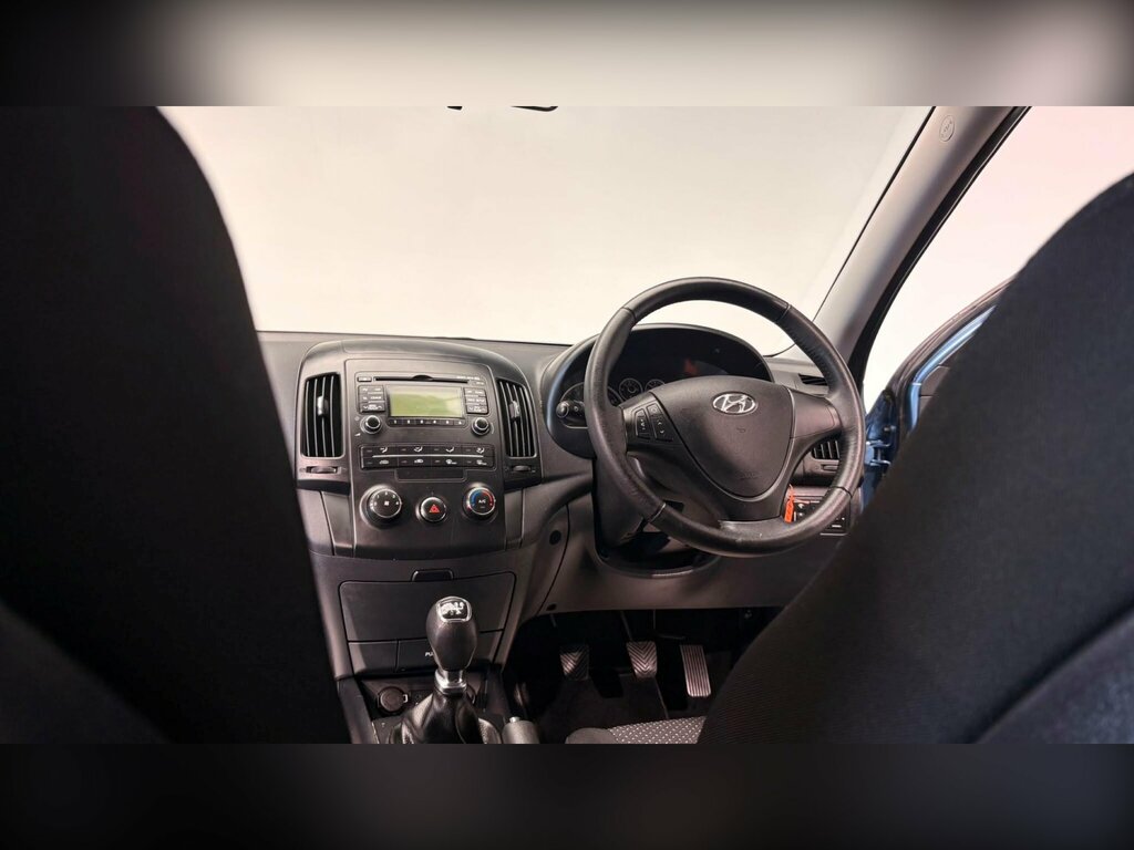 Hyundai I30 1.4 Comfort Estate Euro 5 108 B Silver #51