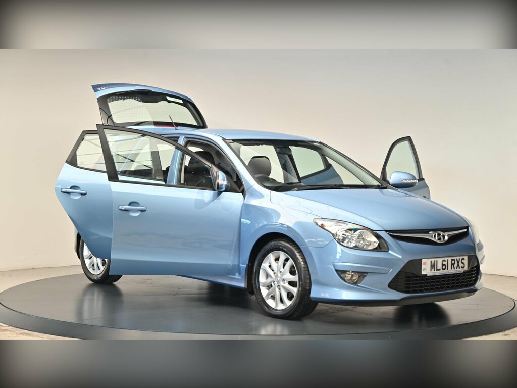 Hyundai I30 1.4 Comfort Estate Euro 5 108 B Silver #25